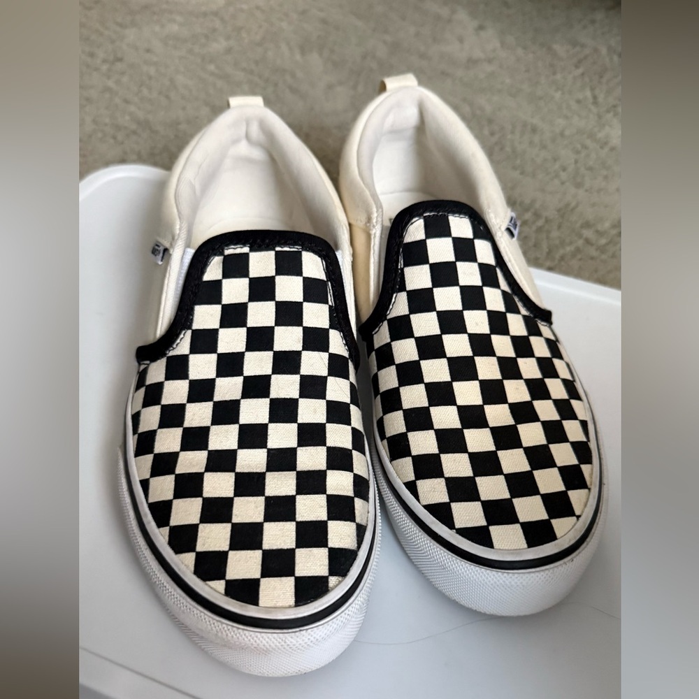 Vans Checkered Slip On Sneakers NWOT 5